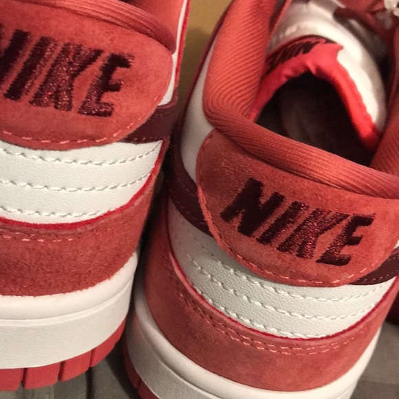 Nike Dunks (SOLD) - Picture 3 of 4